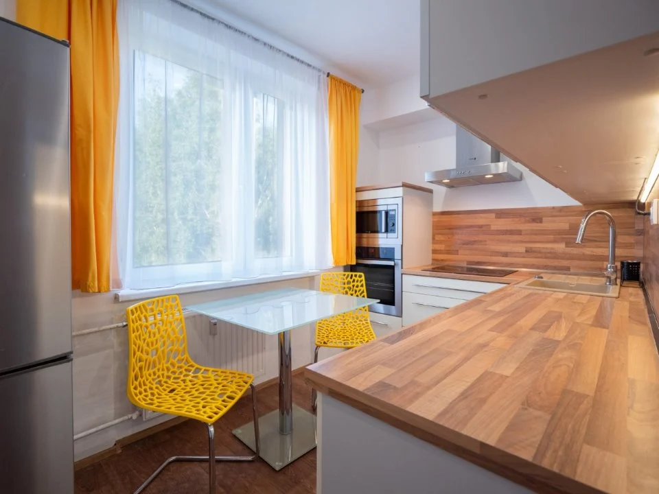 00-prodej-bytu-3+1-69m2-osobni-vlastnictvi-Vitkov-kuchyne