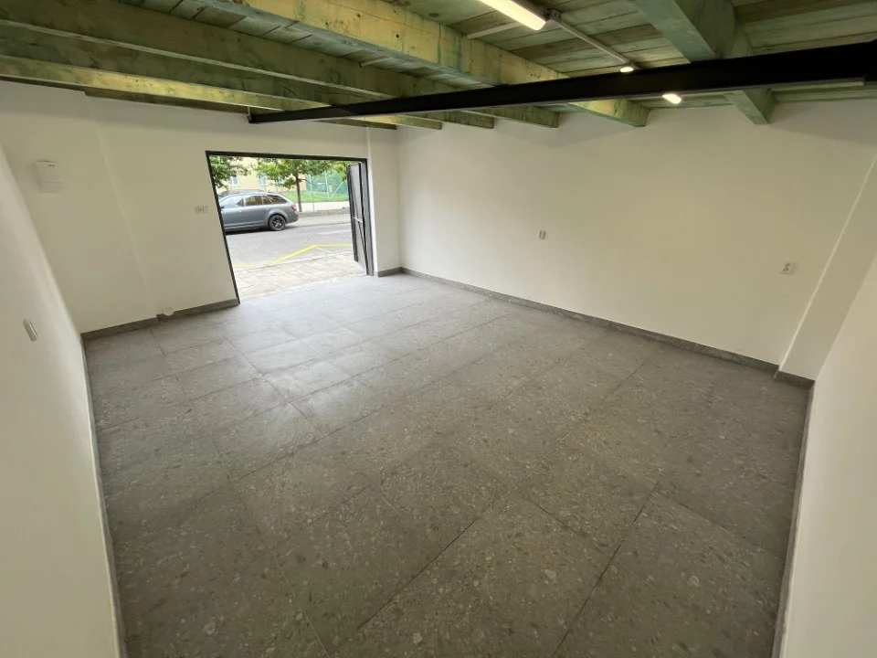 03-pronajem-garaze-30m2-ulice-Klicperova-Ostrava